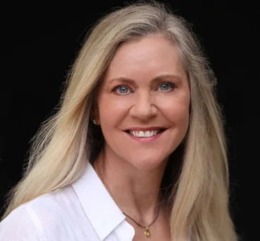 Dr. Emma Fogt headshot